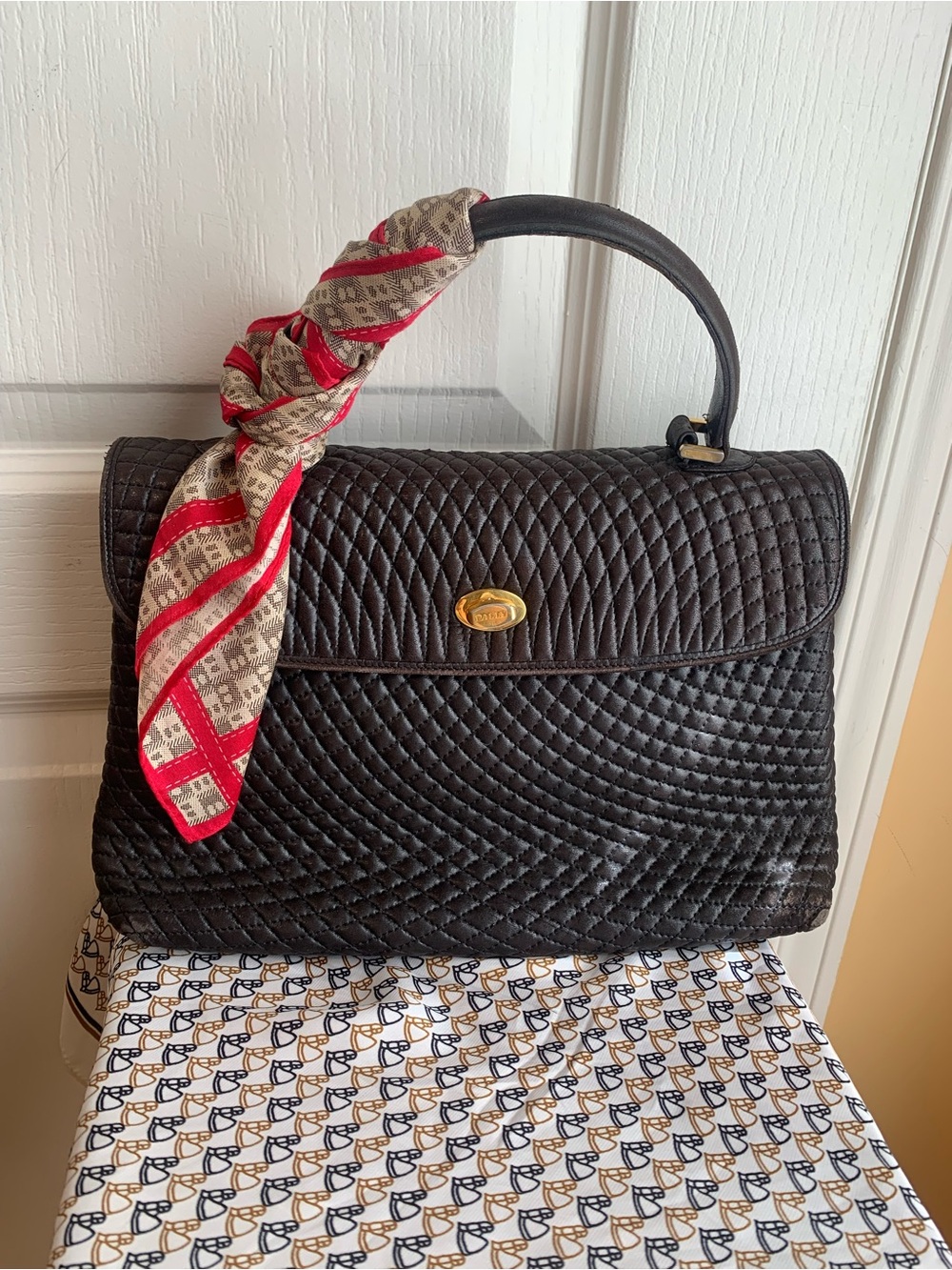 Vintage Bally lambskin leather quilted handbag